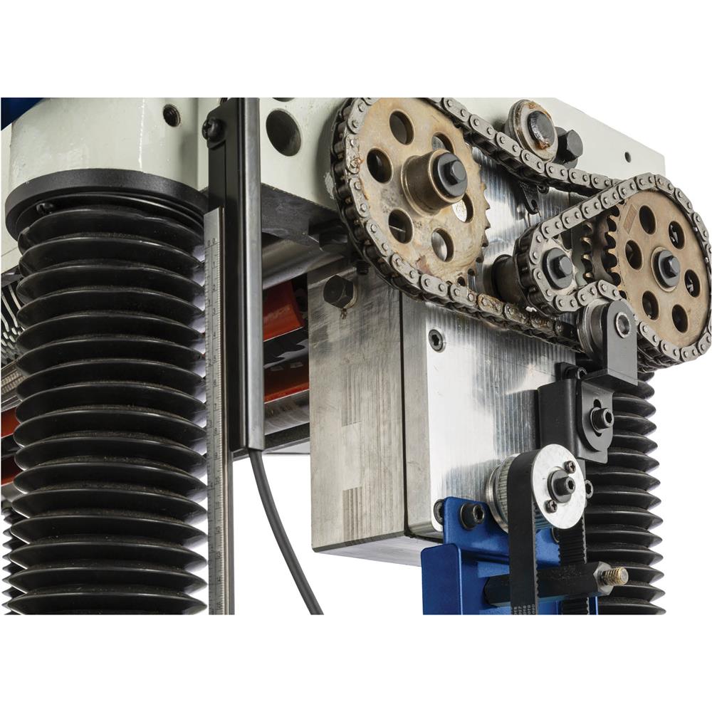 20" Variable-Speed Planer with Helical Cutterhead