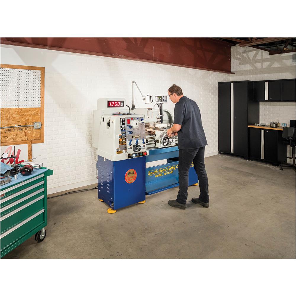 13" x 30" EVS Lathe with DRO