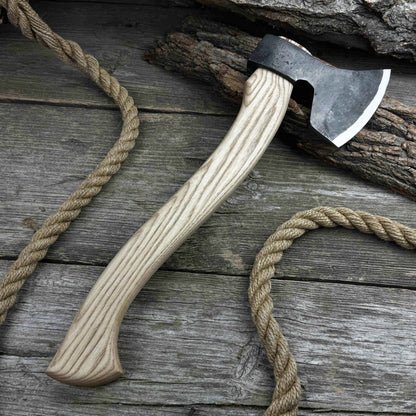 Chopping Axe with Leather Back Carry Pouch, 1.05 kg (2.2 lb)