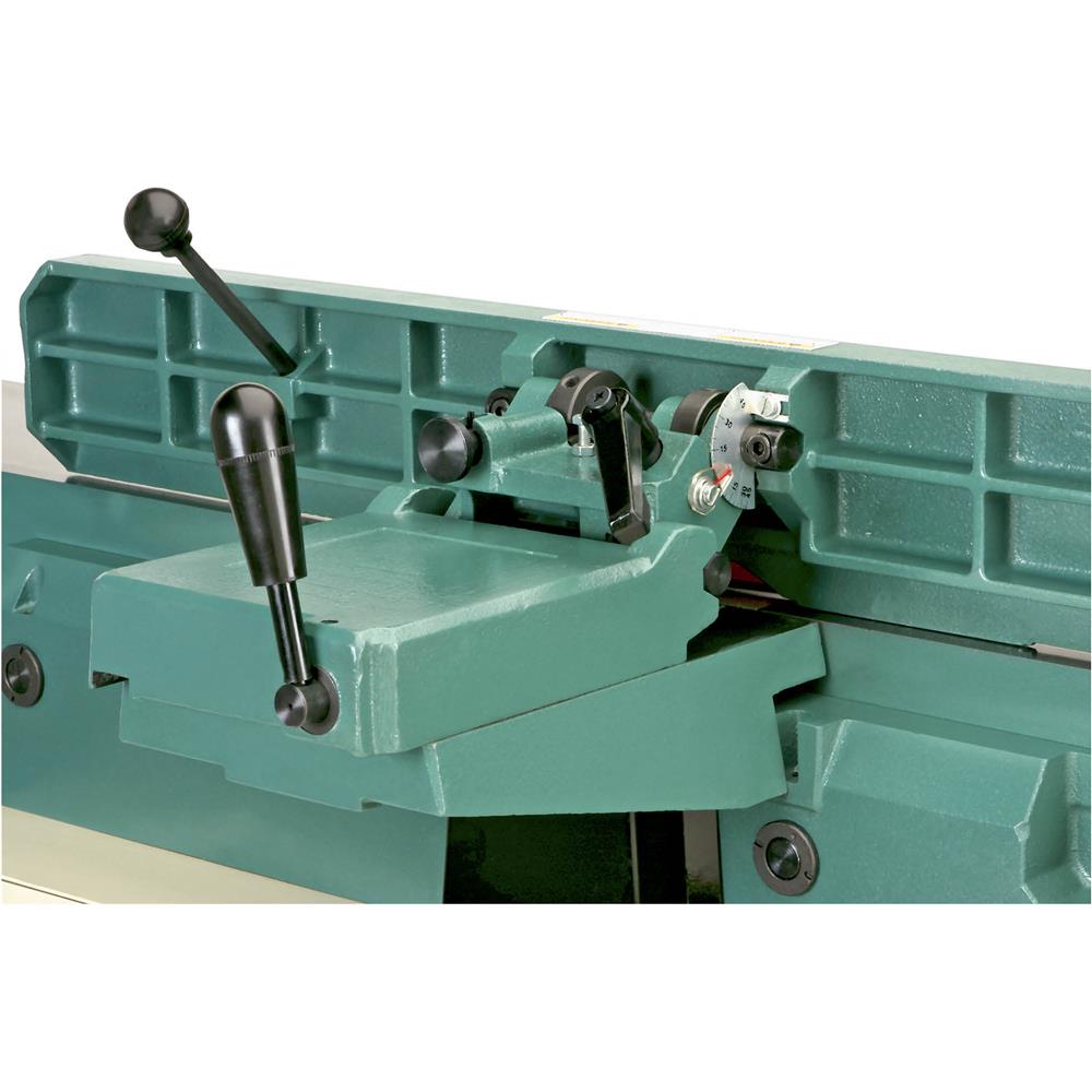 8" x 76" Jointer with Parallelogram Beds and Spiral Cutterhead