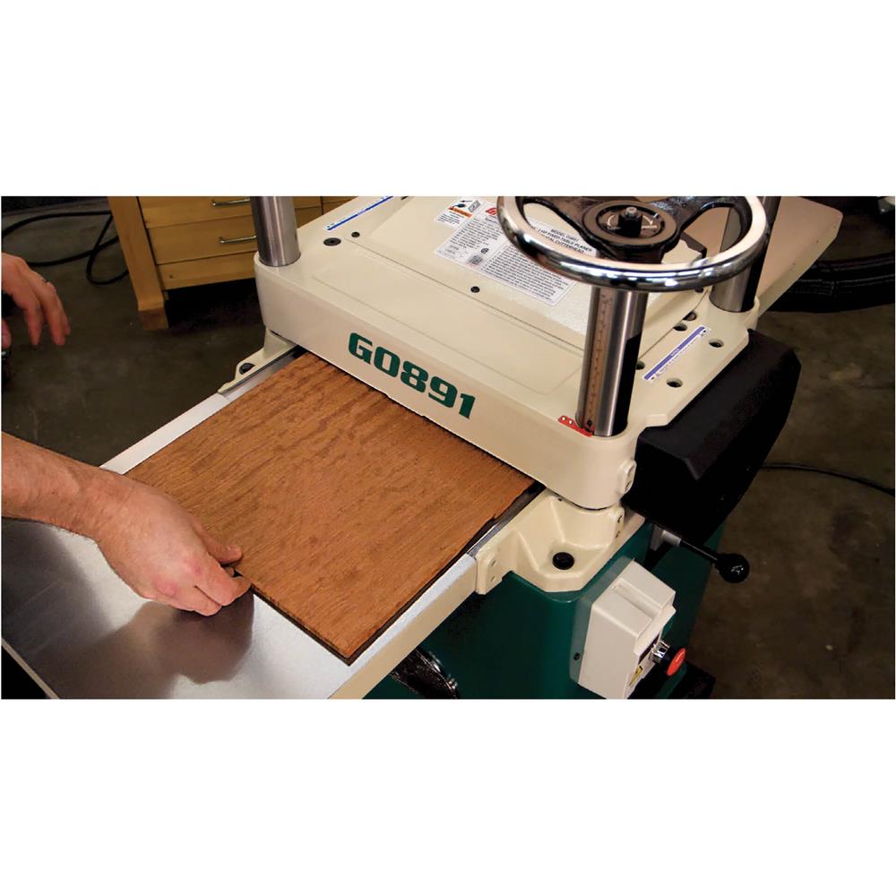 15" 3 HP Fixed-Table Planer with Helical Cutterhead