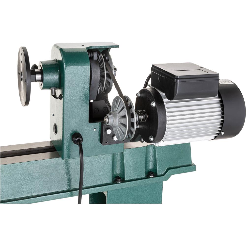 16" x 46" Wood Lathe with DRO