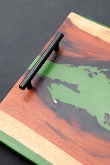 epoxy trey with green epoxy pigment