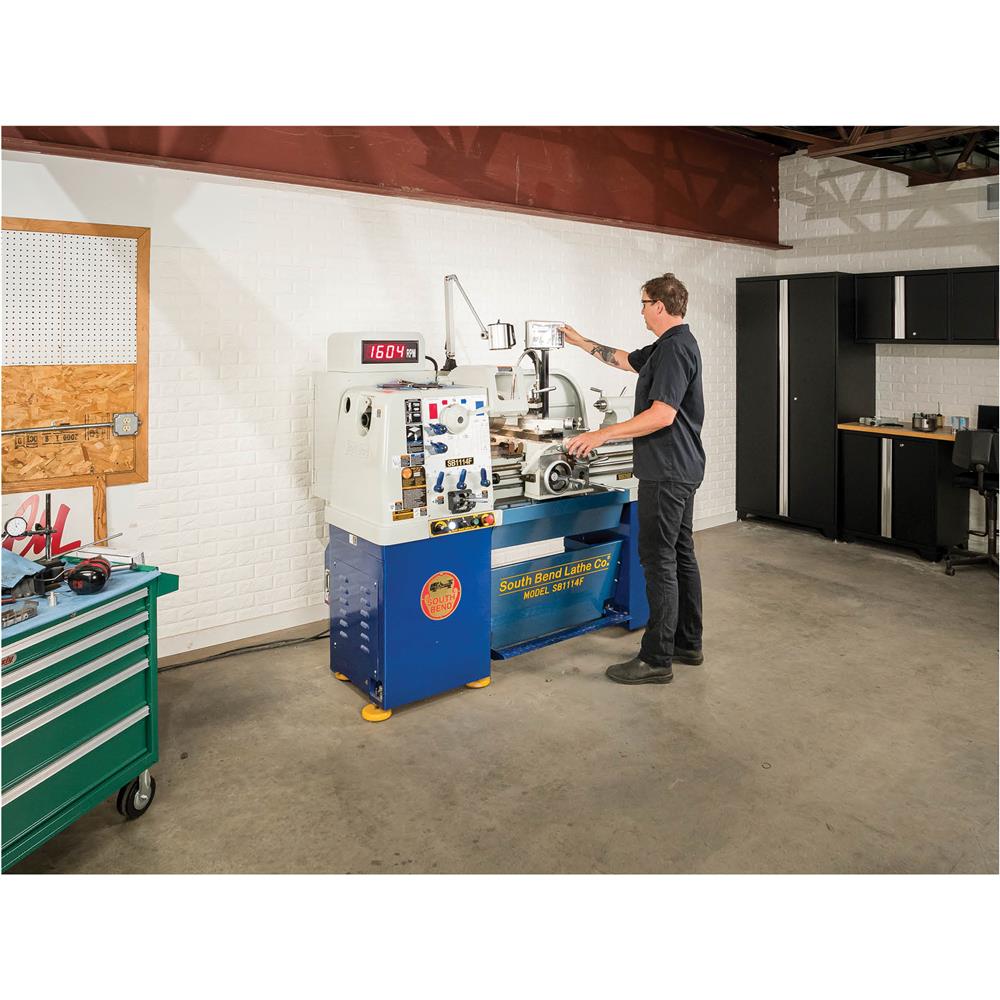 13" x 30" EVS Lathe with DRO